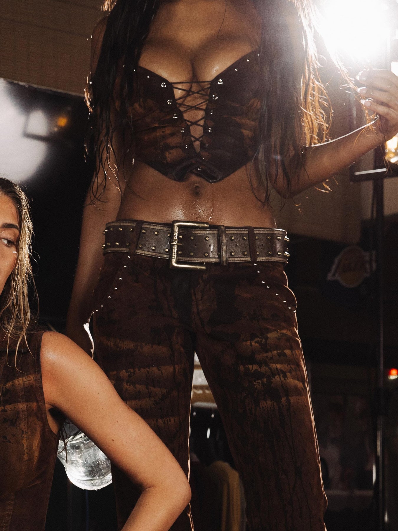 A23I3503_1_1350x1800