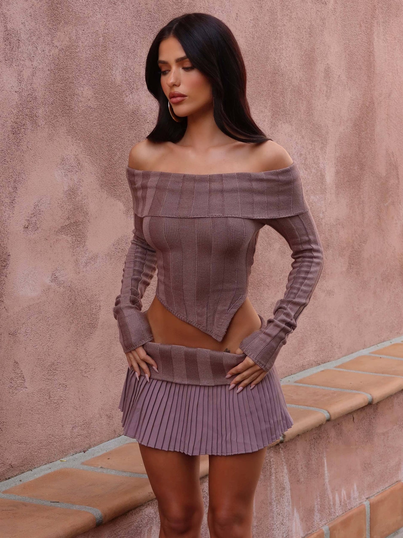 LUCI-TOP-_-LUCI-MINI-SKIRT-TAUPE4_1350x1800-3
