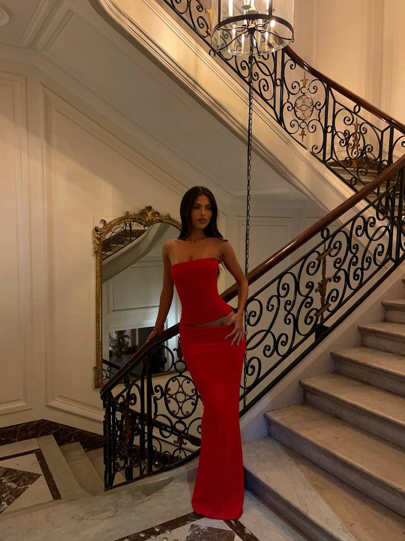 SOLACORSETRED_CATALASKIRTRED4_1350x1800-2