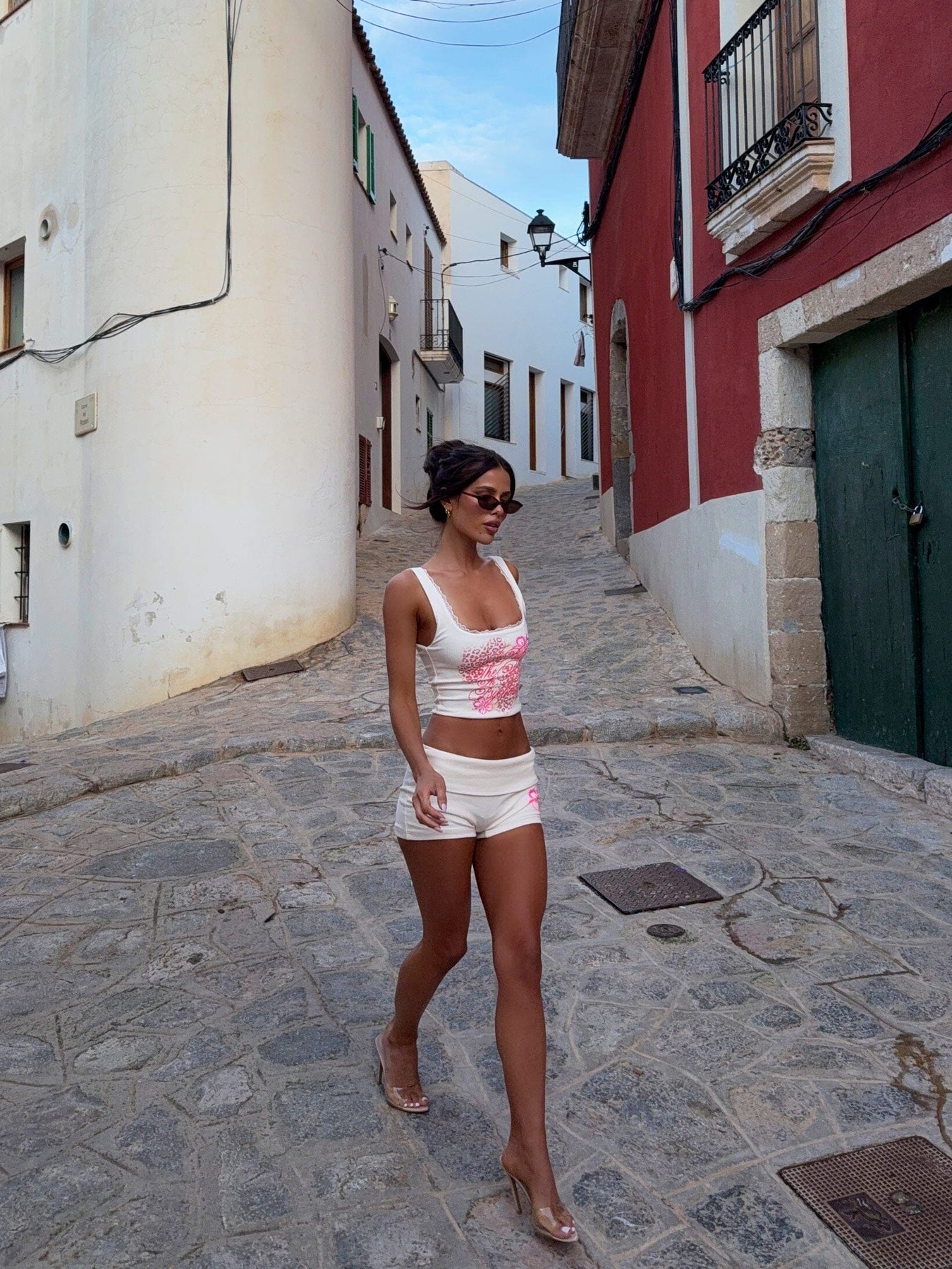 TONII-TANK-YELLOW-PINK-_-TONII-SHORT-YELLOW-PINK4_1350x1800-6