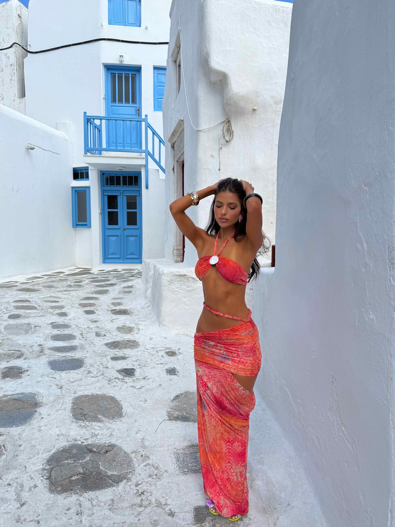 TUIAL-TOP-NEON-SERINA-_-TUIAL-MAXI-SKIRT-NEON-SERINA8_1350x1800-5